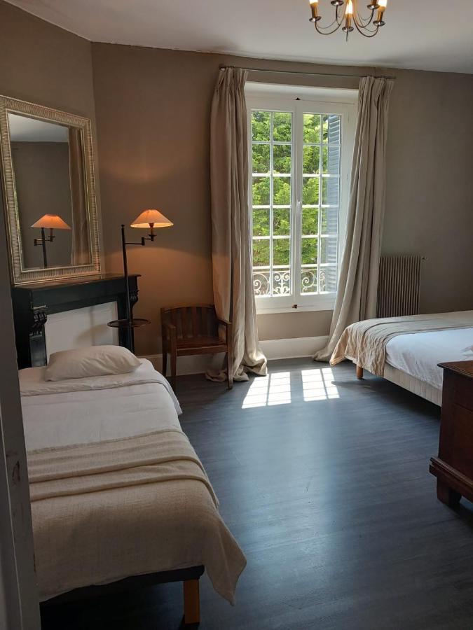 Le Manoir De Villefermoy Les Ecrennes Exterior foto