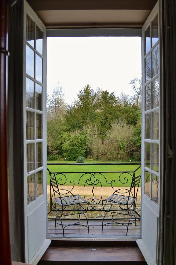 Le Manoir De Villefermoy Les Ecrennes Exterior foto